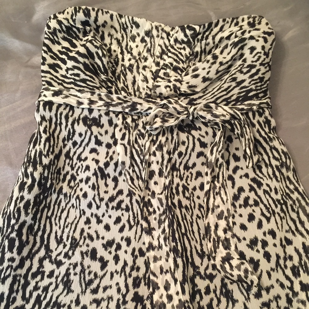 BANANA REPUBLIC LEOPARD SILK STRAPLESS TOP